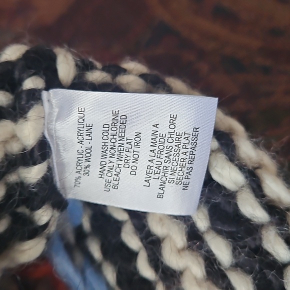 Free People Beanie Hat. - Picture 6 of 7